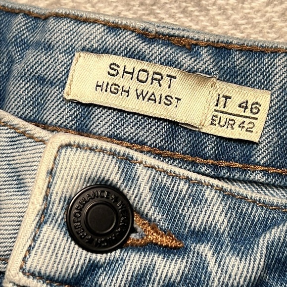 High Performance Wear Denim Shorts. Jean Shorts. Size EU 42. - Picture 3 of 10